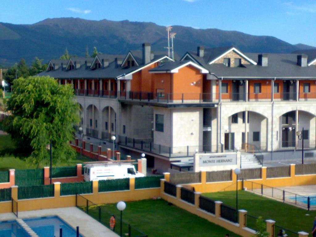 Apartamentos Monte Hernanz Риаса Стая снимка