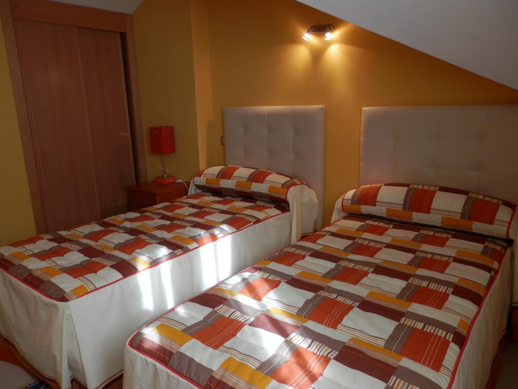 Apartamentos Monte Hernanz Риаса Екстериор снимка