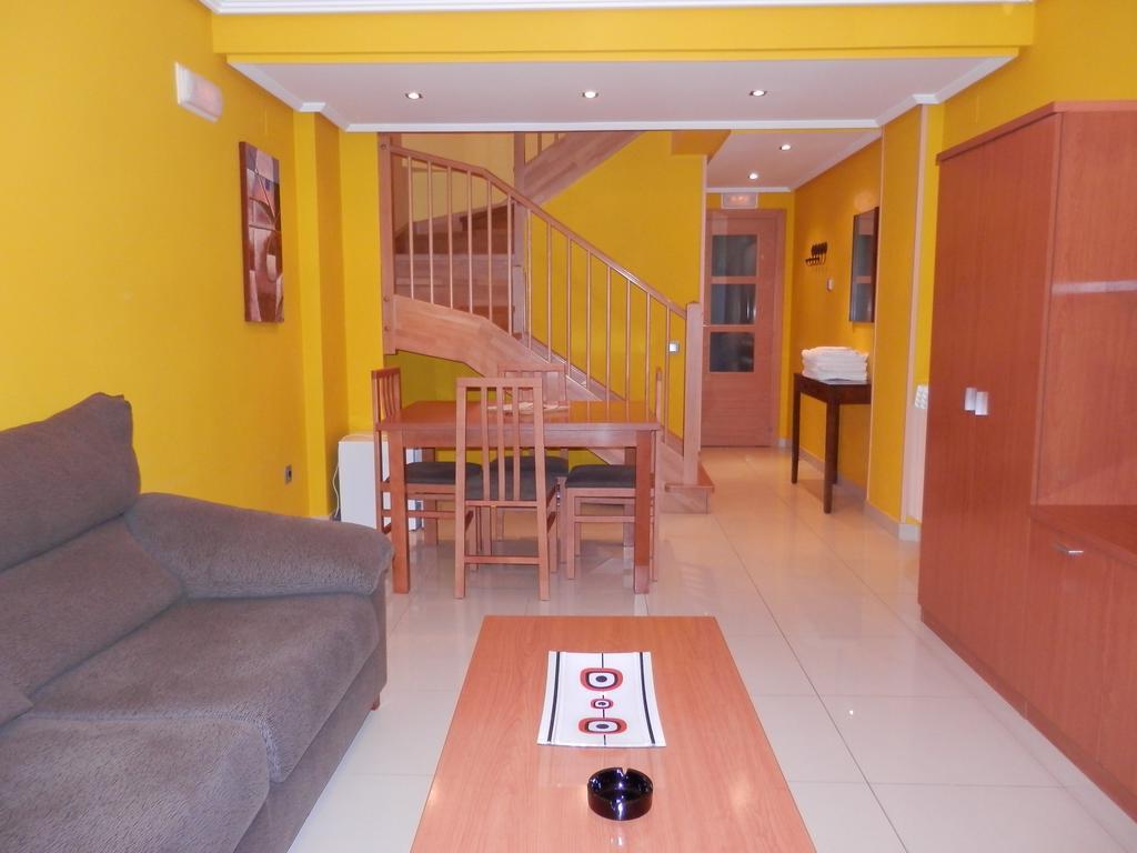 Apartamentos Monte Hernanz Риаса Екстериор снимка